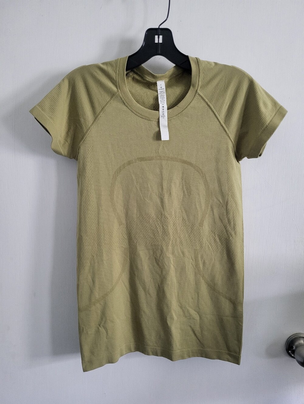 Lululemon Swiflty Top